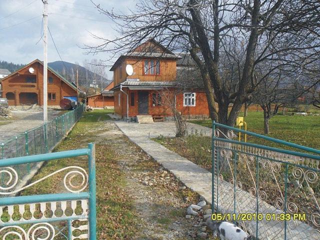 Комфортні Номери Mykulytjyn Exteriör bild
