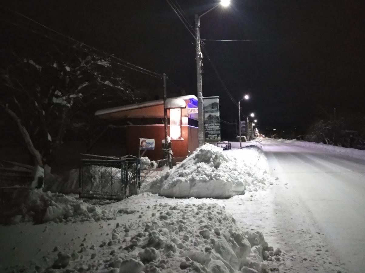 Комфортні Номери Mykulytjyn Exteriör bild